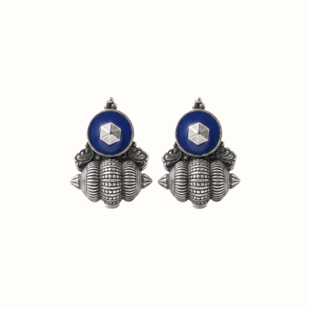 Worth Staring At — Kundan Dome Stud Earrings in Oxidised Silver