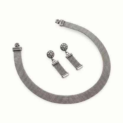 Flat Out Stunning — Mesh Jali Choker in Oxidised Silver