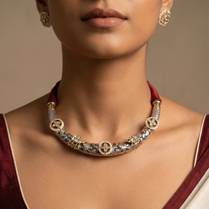 Desert Cool — Camel Motif Hasli in Oxidised Silver