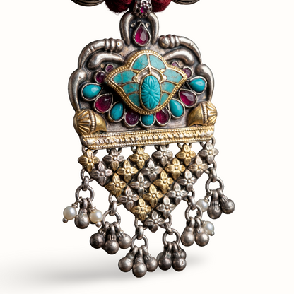 Red Thread Moment — Kundan Meenakari Pendant Necklace in Oxidised Silver