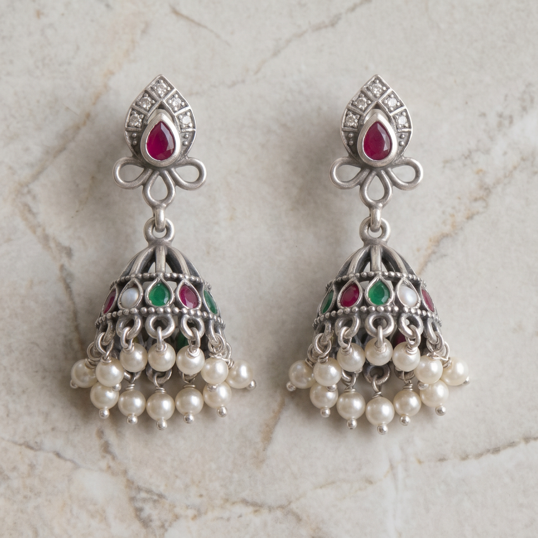 Pearl Curtain — Kundan Jhumka in Oxidised Silver