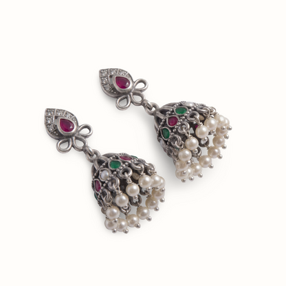 Pearl Curtain — Kundan Jhumka in Oxidised Silver