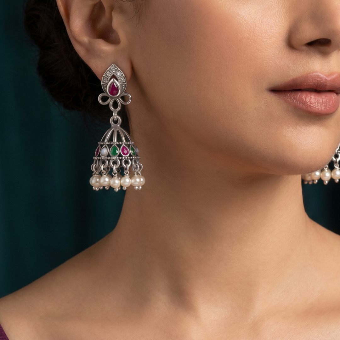 Pearl Curtain — Kundan Jhumka in Oxidised Silver