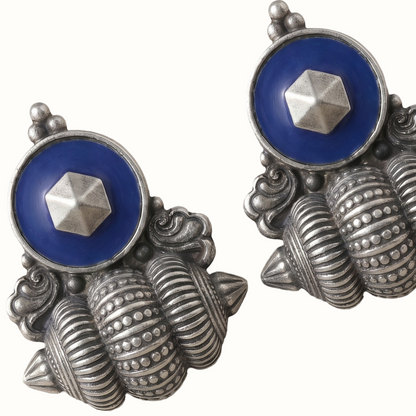 Worth Staring At — Kundan Dome Stud Earrings in Oxidised Silver