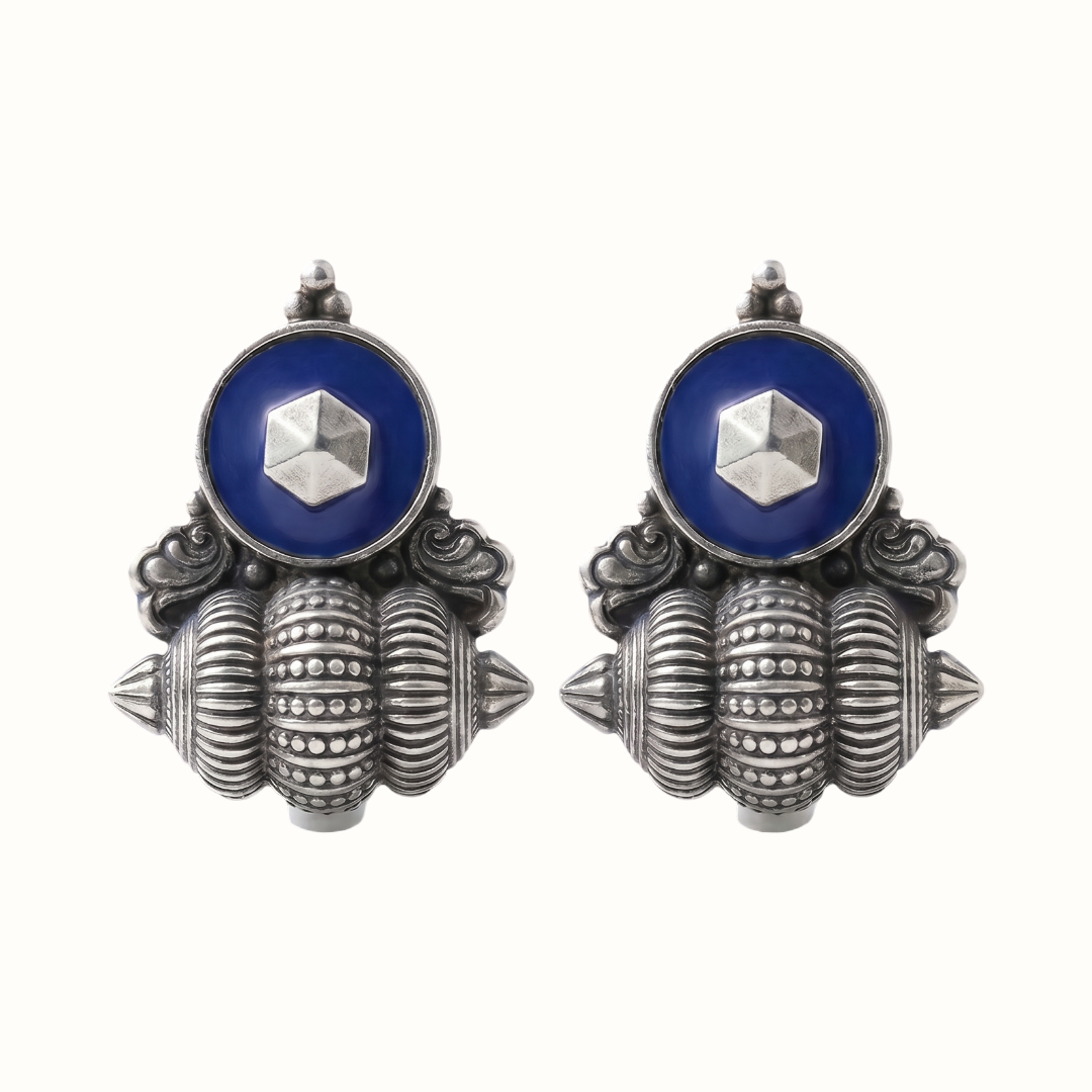 Worth Staring At — Kundan Dome Stud Earrings in Oxidised Silver