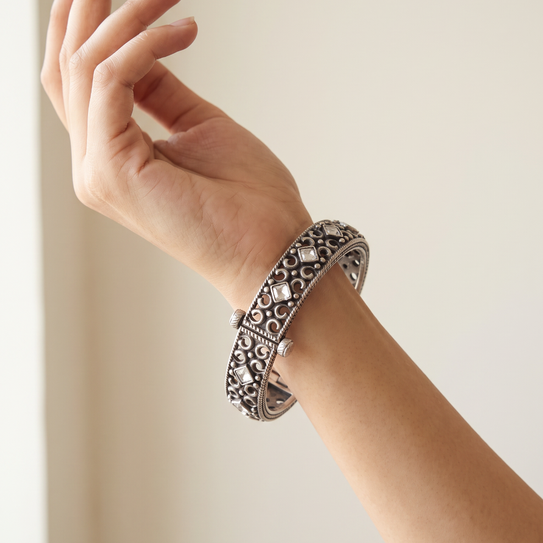 Wide Awake — Jali Kundan Kada in Oxidised Silver