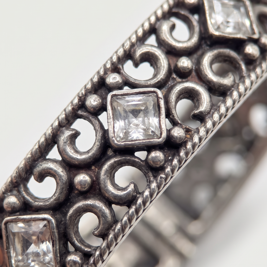 Wide Awake — Jali Kundan Kada in Oxidised Silver