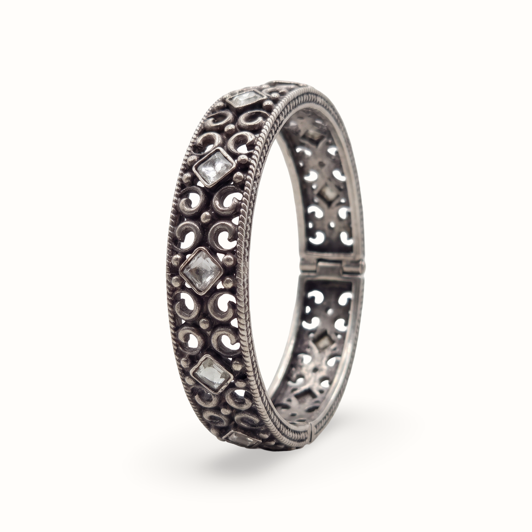Wide Awake — Jali Kundan Kada in Oxidised Silver