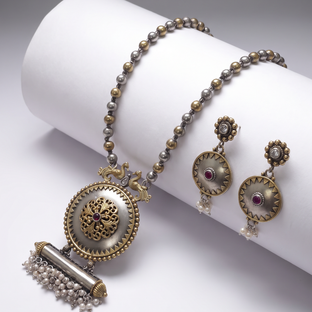 Quite the Statement — Dholak Locket Pendant Necklace in Dual Tone Silver