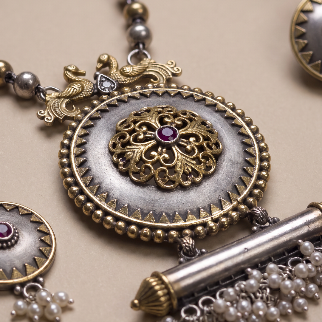 Quite the Statement — Dholak Locket Pendant Necklace in Dual Tone Silver