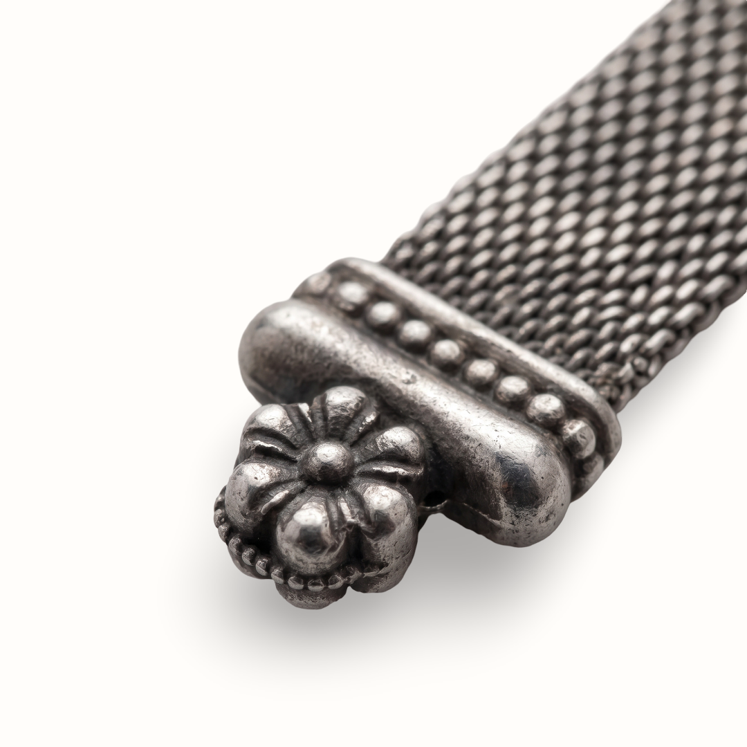 Flat Out Stunning — Mesh Jali Choker in Oxidised Silver