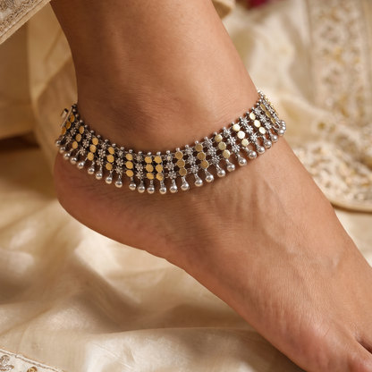 Two-Faced Beauty — Dual Tone Ratnagiri Payal in Oxidised Silver