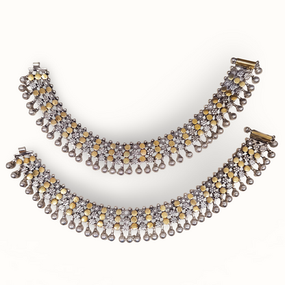 Two-Faced Beauty — Dual Tone Ratnagiri Payal in Oxidised Silver